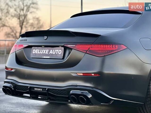 Черный Мерседес С Класс, объемом двигателя 3.98 л и пробегом 25 тыс. км за 180000 $, фото 24 на Automoto.ua