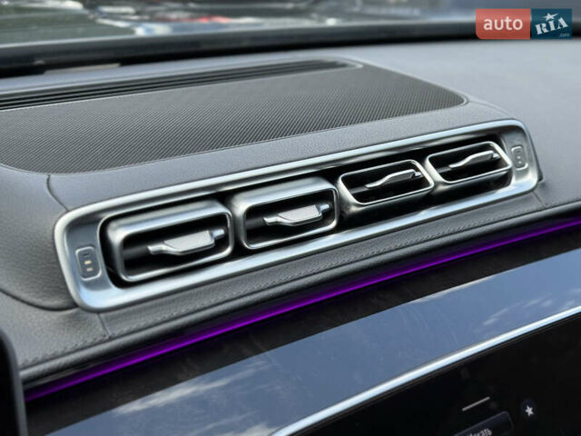 Черный Мерседес С Класс, объемом двигателя 2.93 л и пробегом 72 тыс. км за 108000 $, фото 28 на Automoto.ua