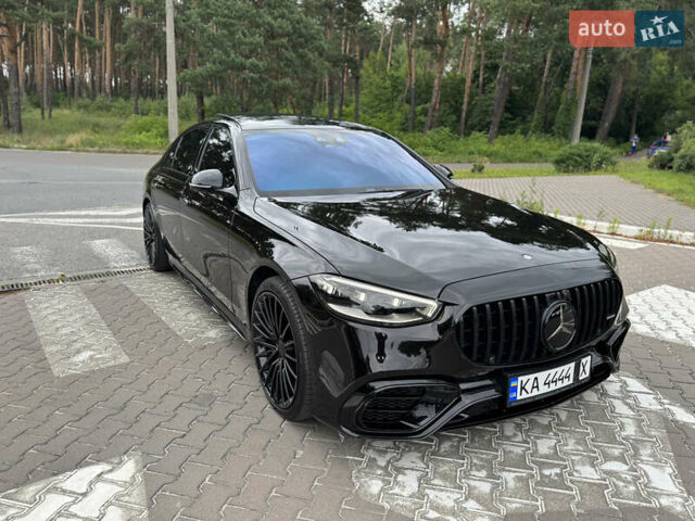 Черный Мерседес С Класс, объемом двигателя 3.98 л и пробегом 95 тыс. км за 135 $, фото 6 на Automoto.ua