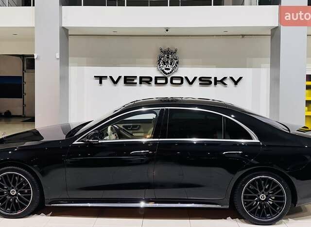 Чорний Мерседес С Клас, об'ємом двигуна 4 л та пробігом 187 тис. км за 110900 $, фото 57 на Automoto.ua