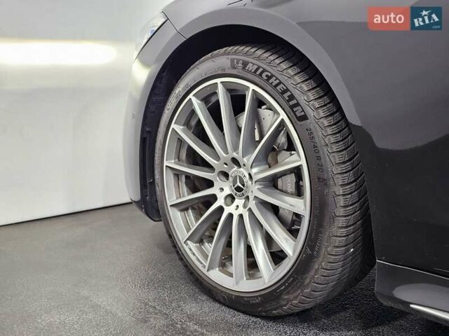 Черный Мерседес С Класс, объемом двигателя 2.93 л и пробегом 61 тыс. км за 137999 $, фото 41 на Automoto.ua