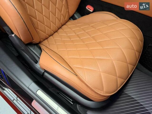 Черный Мерседес С Класс, объемом двигателя 4 л и пробегом 117 тыс. км за 113900 $, фото 61 на Automoto.ua