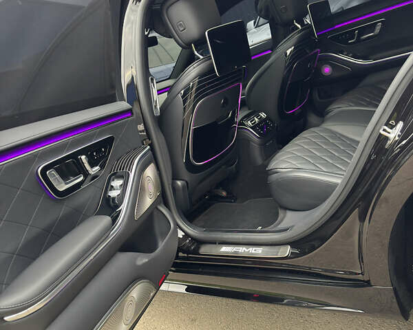 Черный Мерседес С Класс, объемом двигателя 3.98 л и пробегом 95 тыс. км за 135 $, фото 22 на Automoto.ua