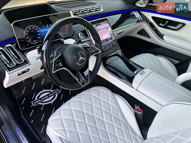 Черный Мерседес С Класс, объемом двигателя 3.98 л и пробегом 25 тыс. км за 180000 $, фото 53 на Automoto.ua