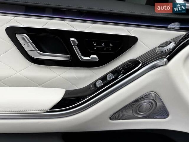 Черный Мерседес С Класс, объемом двигателя 3.98 л и пробегом 23 тыс. км за 179800 $, фото 24 на Automoto.ua