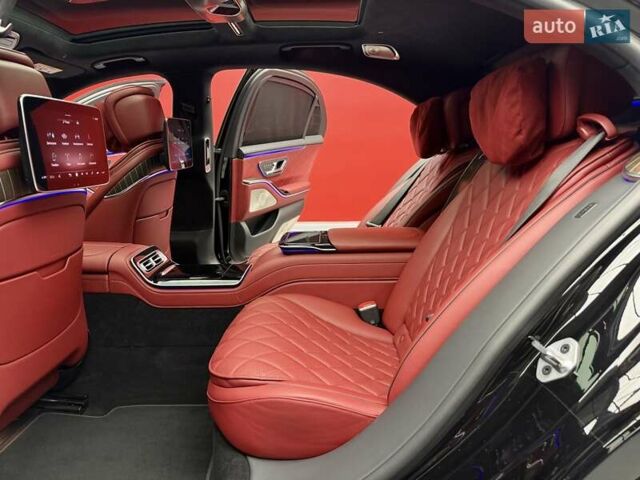 Чорний Мерседес С Клас, об'ємом двигуна 4 л та пробігом 73 тис. км за 139800 $, фото 40 на Automoto.ua