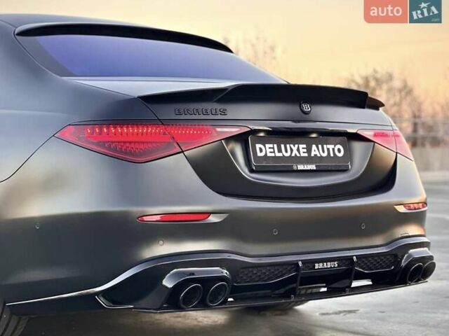 Черный Мерседес С Класс, объемом двигателя 3.98 л и пробегом 25 тыс. км за 180000 $, фото 32 на Automoto.ua