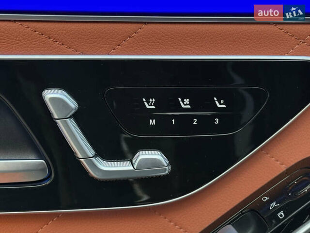 Черный Мерседес С Класс, объемом двигателя 3 л и пробегом 9 тыс. км за 145000 $, фото 55 на Automoto.ua