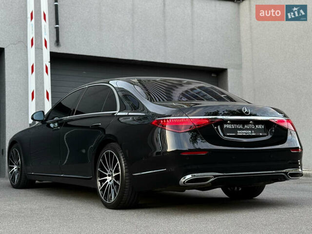 Черный Мерседес С Класс, объемом двигателя 3 л и пробегом 9 тыс. км за 145000 $, фото 22 на Automoto.ua