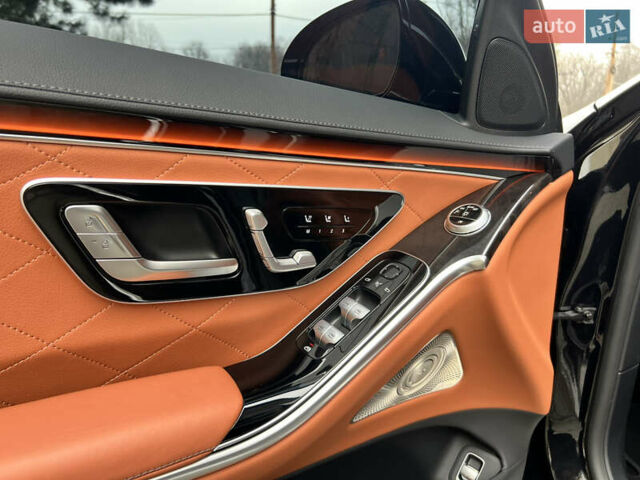 Черный Мерседес С Класс, объемом двигателя 2.93 л и пробегом 22 тыс. км за 143500 $, фото 36 на Automoto.ua