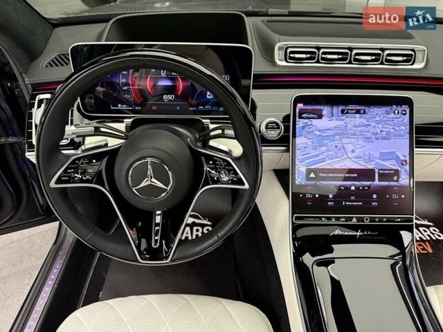 Черный Мерседес С Класс, объемом двигателя 3.98 л и пробегом 23 тыс. км за 179800 $, фото 55 на Automoto.ua