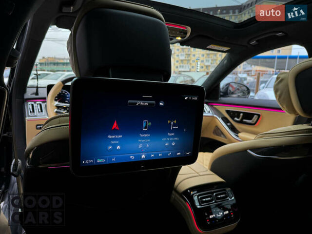 Чорний Мерседес С Клас, об'ємом двигуна 3.98 л та пробігом 30 тис. км за 165000 $, фото 32 на Automoto.ua