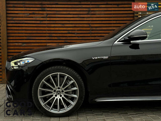 Чорний Мерседес С Клас, об'ємом двигуна 3.98 л та пробігом 30 тис. км за 165000 $, фото 4 на Automoto.ua