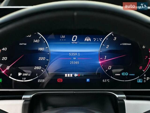 Черный Мерседес С Класс, объемом двигателя 3.98 л и пробегом 25 тыс. км за 180000 $, фото 101 на Automoto.ua