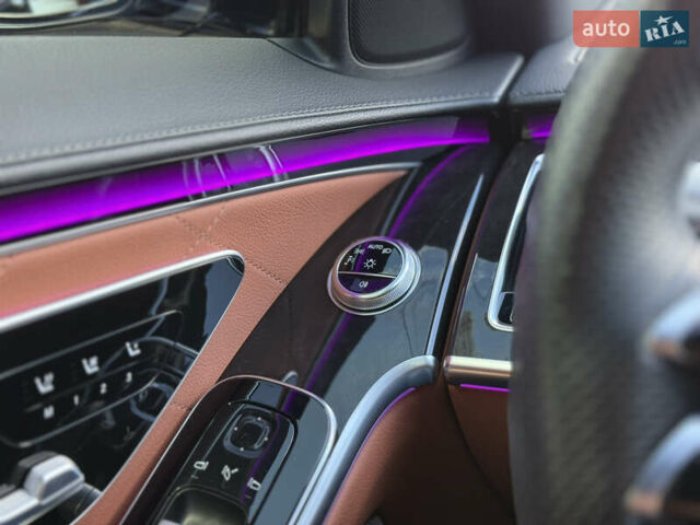 Черный Мерседес С Класс, объемом двигателя 2.93 л и пробегом 72 тыс. км за 108000 $, фото 31 на Automoto.ua