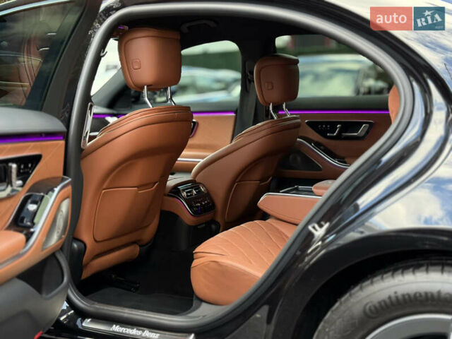 Черный Мерседес С Класс, объемом двигателя 2.93 л и пробегом 72 тыс. км за 108000 $, фото 24 на Automoto.ua