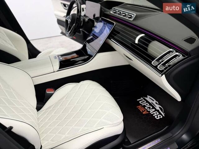 Черный Мерседес С Класс, объемом двигателя 3.98 л и пробегом 23 тыс. км за 179800 $, фото 62 на Automoto.ua