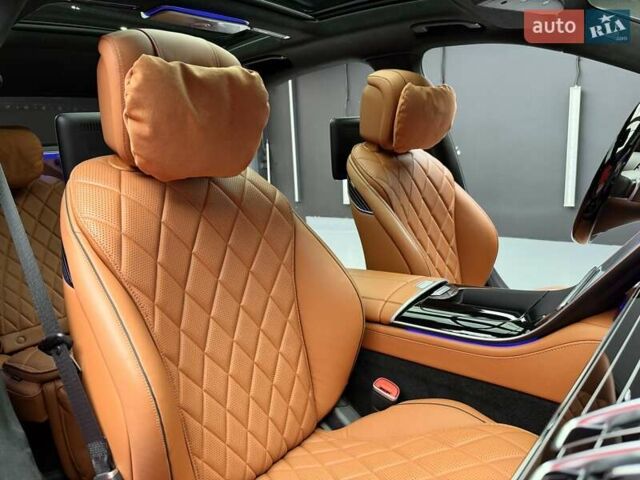 Черный Мерседес С Класс, объемом двигателя 4 л и пробегом 117 тыс. км за 113900 $, фото 60 на Automoto.ua