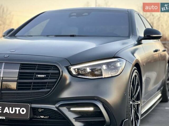 Черный Мерседес С Класс, объемом двигателя 3.98 л и пробегом 25 тыс. км за 180000 $, фото 4 на Automoto.ua