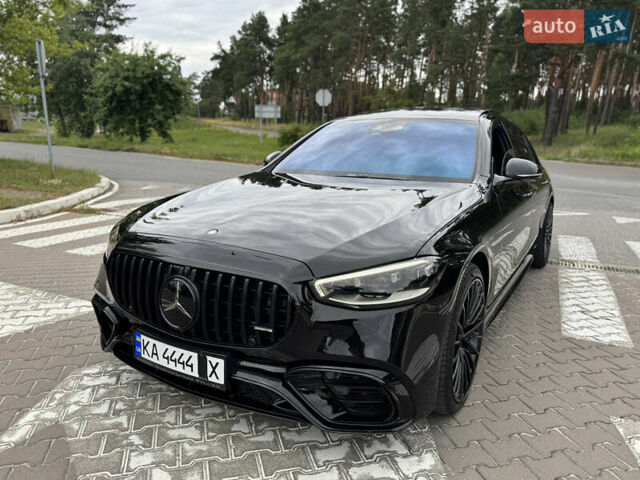 Черный Мерседес С Класс, объемом двигателя 3.98 л и пробегом 95 тыс. км за 135 $, фото 2 на Automoto.ua