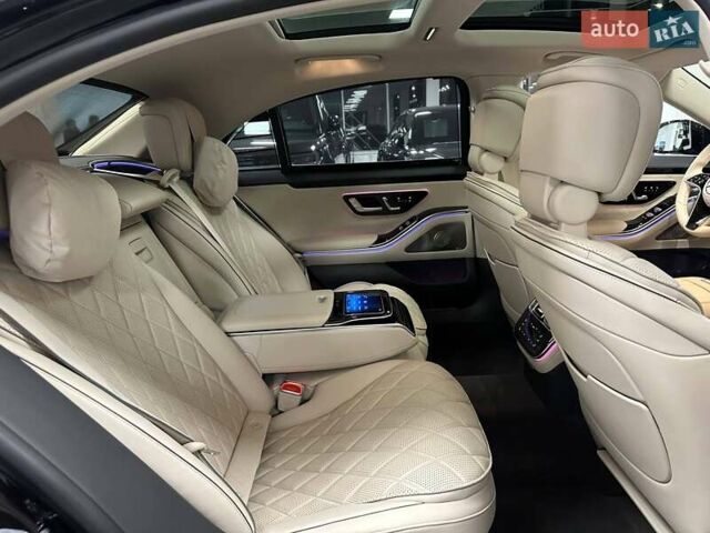 Чорний Мерседес С Клас, об'ємом двигуна 3.98 л та пробігом 68 тис. км за 132900 $, фото 18 на Automoto.ua