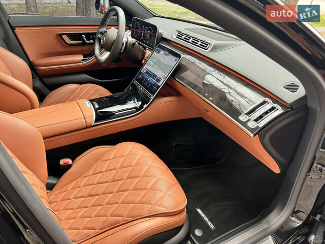 Черный Мерседес С Класс, объемом двигателя 2.93 л и пробегом 22 тыс. км за 143500 $, фото 14 на Automoto.ua