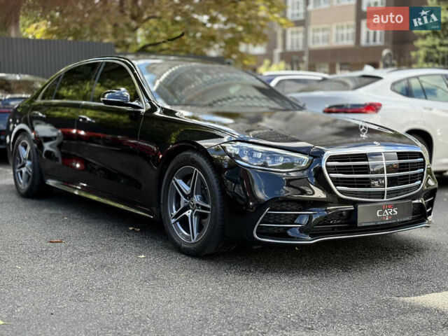Черный Мерседес С Класс, объемом двигателя 2.93 л и пробегом 72 тыс. км за 108000 $, фото 1 на Automoto.ua