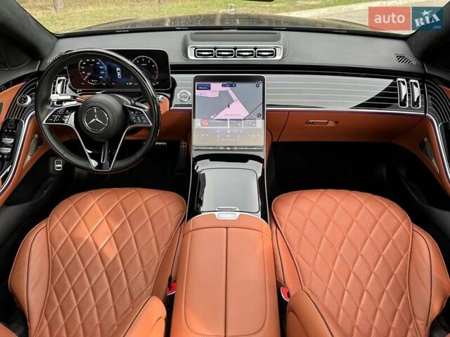 Черный Мерседес С Класс, объемом двигателя 3.98 л и пробегом 44 тыс. км за 139900 $, фото 67 на Automoto.ua