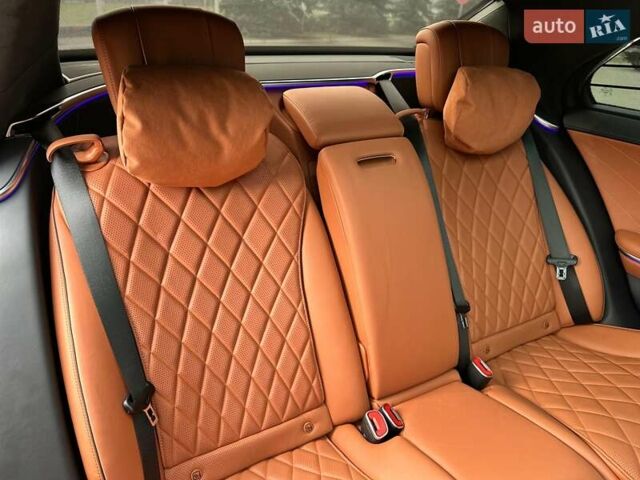 Черный Мерседес С Класс, объемом двигателя 3.98 л и пробегом 44 тыс. км за 139900 $, фото 93 на Automoto.ua