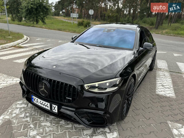 Черный Мерседес С Класс, объемом двигателя 3.98 л и пробегом 95 тыс. км за 135 $, фото 3 на Automoto.ua