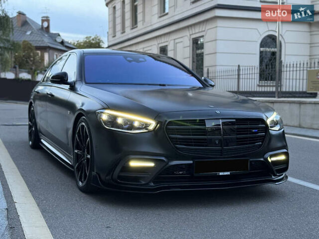 Черный Мерседес С Класс, объемом двигателя 3.98 л и пробегом 23 тыс. км за 177000 $, фото 47 на Automoto.ua