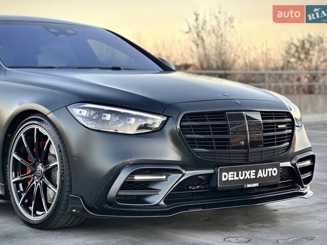 Черный Мерседес С Класс, объемом двигателя 3.98 л и пробегом 25 тыс. км за 180000 $, фото 7 на Automoto.ua