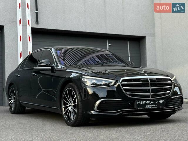 Черный Мерседес С Класс, объемом двигателя 3 л и пробегом 9 тыс. км за 145000 $, фото 11 на Automoto.ua