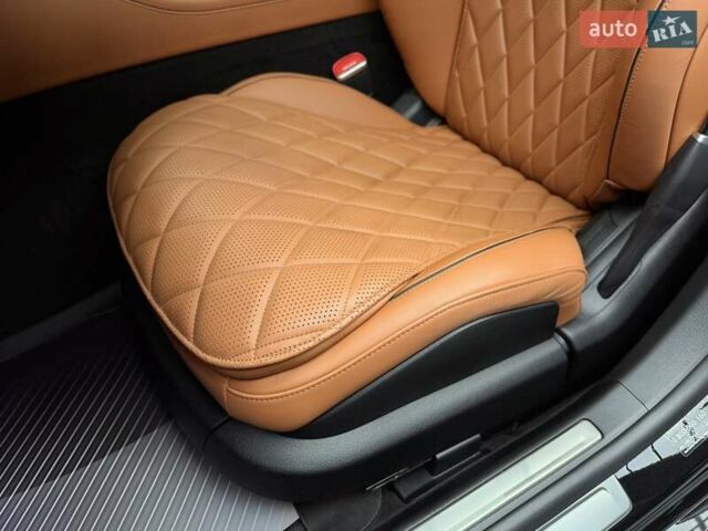 Черный Мерседес С Класс, объемом двигателя 4 л и пробегом 117 тыс. км за 113900 $, фото 29 на Automoto.ua