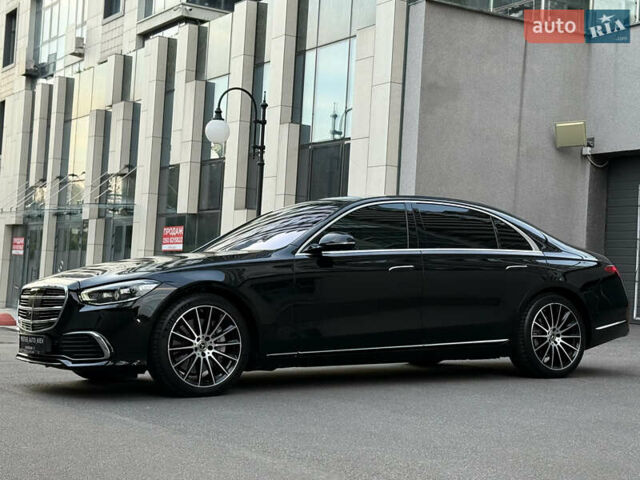 Черный Мерседес С Класс, объемом двигателя 3 л и пробегом 9 тыс. км за 145000 $, фото 15 на Automoto.ua