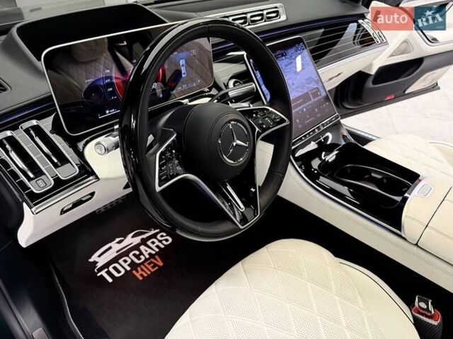 Черный Мерседес С Класс, объемом двигателя 3.98 л и пробегом 23 тыс. км за 179800 $, фото 27 на Automoto.ua