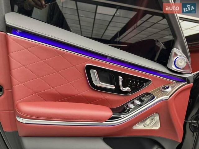 Чорний Мерседес С Клас, об'ємом двигуна 4 л та пробігом 73 тис. км за 139800 $, фото 25 на Automoto.ua