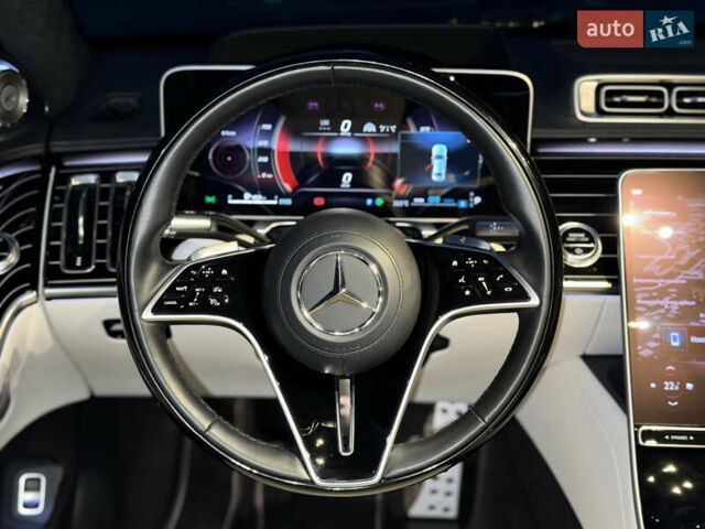 Черный Мерседес С Класс, объемом двигателя 3.98 л и пробегом 23 тыс. км за 177000 $, фото 21 на Automoto.ua