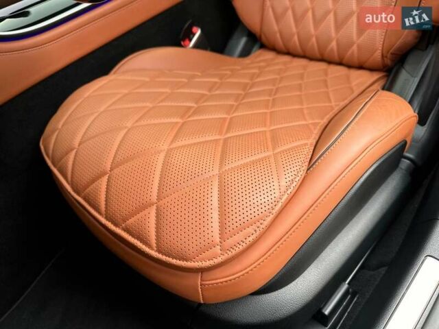 Черный Мерседес С Класс, объемом двигателя 3.98 л и пробегом 44 тыс. км за 139900 $, фото 55 на Automoto.ua