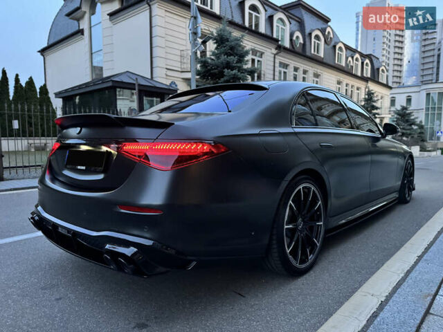 Черный Мерседес С Класс, объемом двигателя 3.98 л и пробегом 23 тыс. км за 185000 $, фото 9 на Automoto.ua