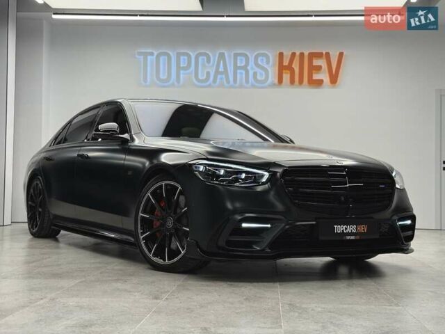 Черный Мерседес С Класс, объемом двигателя 3.98 л и пробегом 23 тыс. км за 179800 $, фото 18 на Automoto.ua