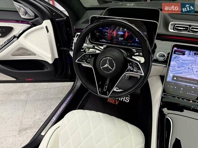 Черный Мерседес С Класс, объемом двигателя 3.98 л и пробегом 23 тыс. км за 179800 $, фото 51 на Automoto.ua