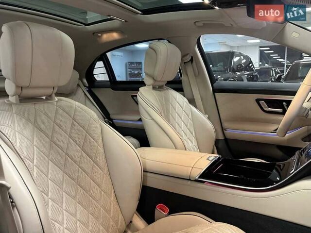 Чорний Мерседес С Клас, об'ємом двигуна 3.98 л та пробігом 68 тис. км за 132900 $, фото 11 на Automoto.ua