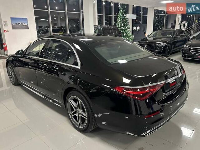 Чорний Мерседес С Клас, об'ємом двигуна 3.98 л та пробігом 68 тис. км за 132900 $, фото 3 на Automoto.ua