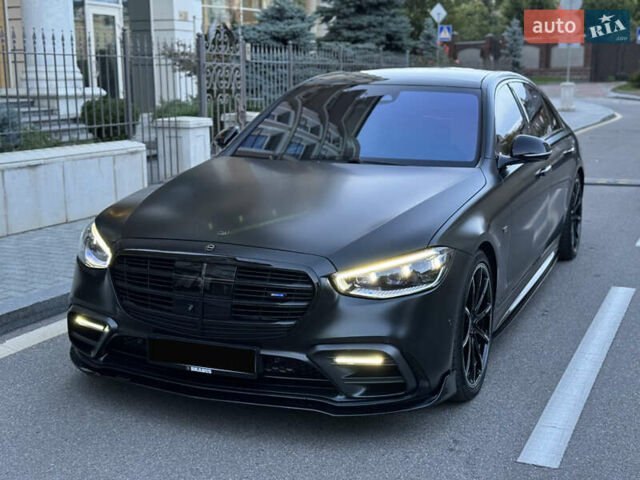 Черный Мерседес С Класс, объемом двигателя 3.98 л и пробегом 23 тыс. км за 177000 $, фото 48 на Automoto.ua