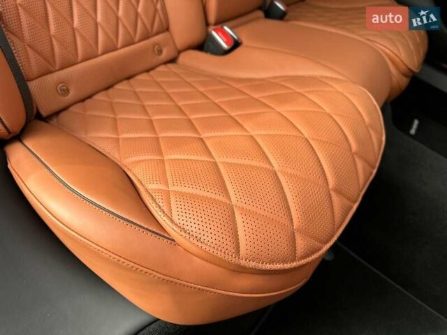 Черный Мерседес С Класс, объемом двигателя 3.98 л и пробегом 44 тыс. км за 139900 $, фото 84 на Automoto.ua