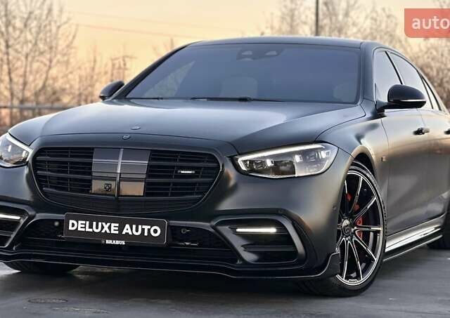 Черный Мерседес С Класс, объемом двигателя 3.98 л и пробегом 25 тыс. км за 180000 $, фото 18 на Automoto.ua