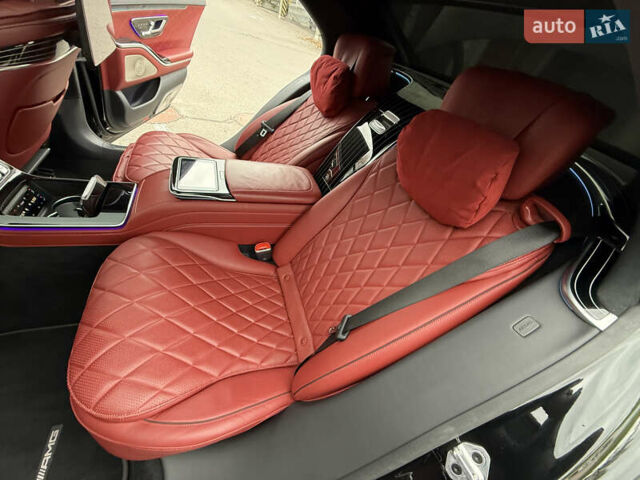 Черный Мерседес С Класс, объемом двигателя 3.98 л и пробегом 46 тыс. км за 149900 $, фото 61 на Automoto.ua