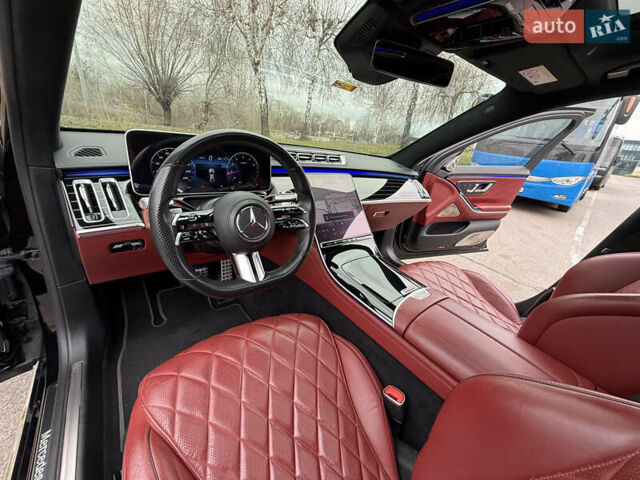 Черный Мерседес С Класс, объемом двигателя 3.98 л и пробегом 46 тыс. км за 149900 $, фото 42 на Automoto.ua