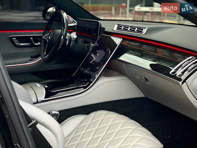 Чорний Мерседес С Клас, об'ємом двигуна 3.98 л та пробігом 64 тис. км за 104900 $, фото 40 на Automoto.ua